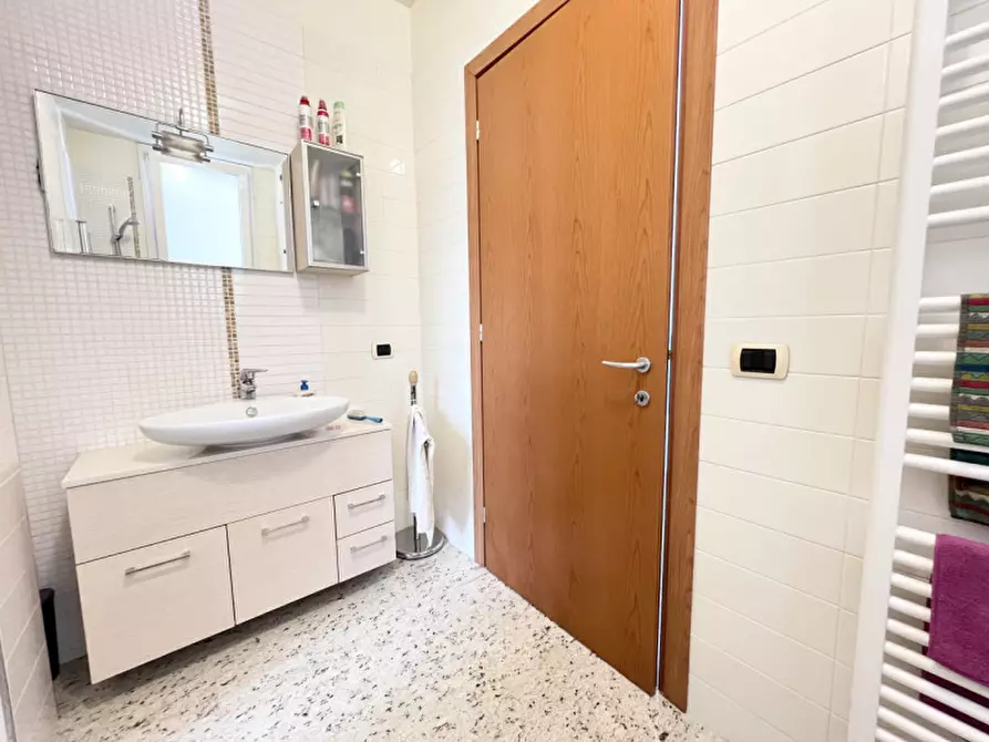 Immagine 12 di Appartamento in vendita  in Lungomare Adriatico a Chioggia