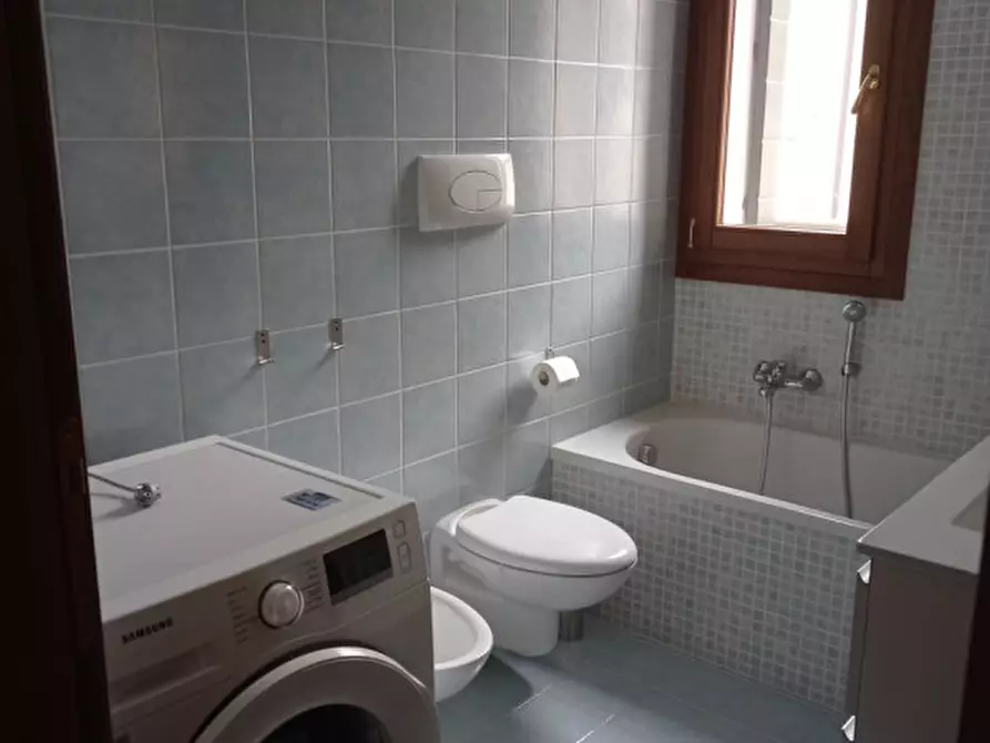 Immagine 9 di Appartamento in vendita  a Padova