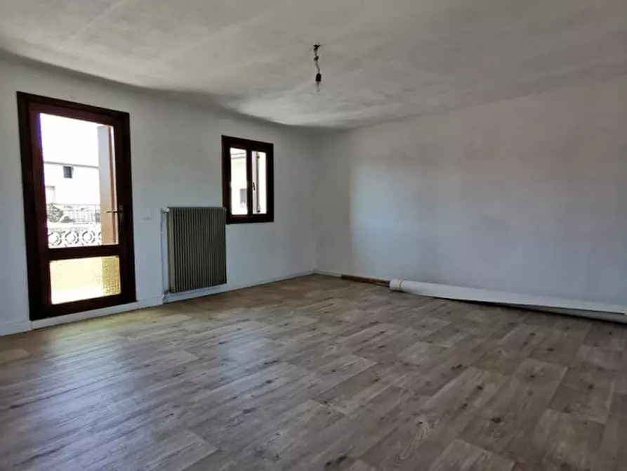 Immagine 19 di Casa indipendente in vendita  in Via Vallenoncello a Pordenone