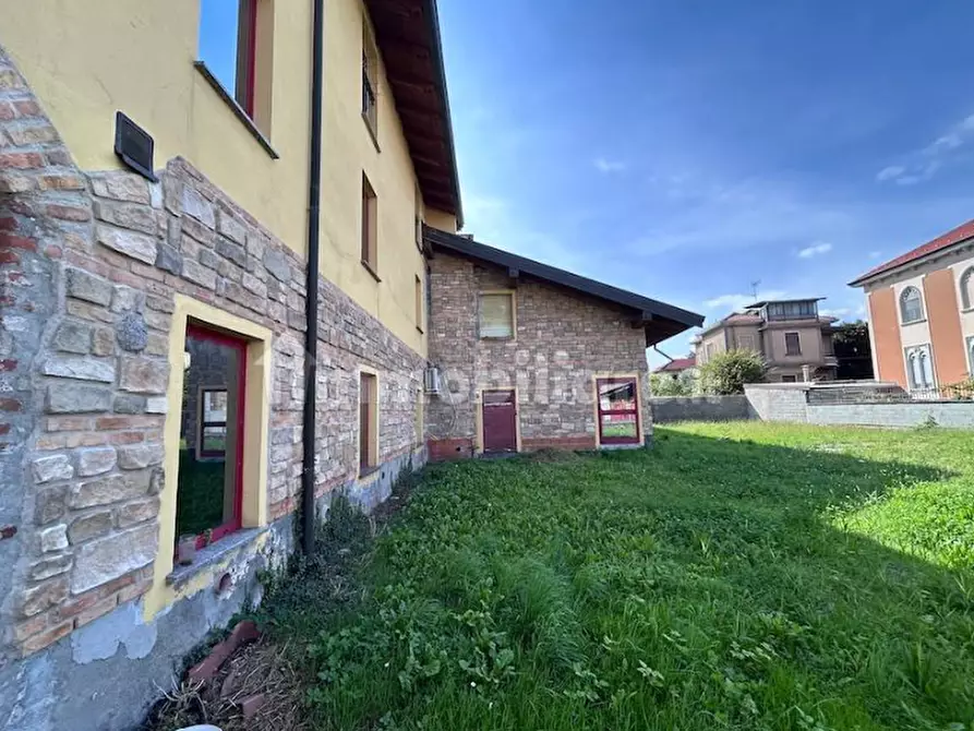 Immagine 8 di Magazzino in vendita  in Largo San Martino 22 a Cerano