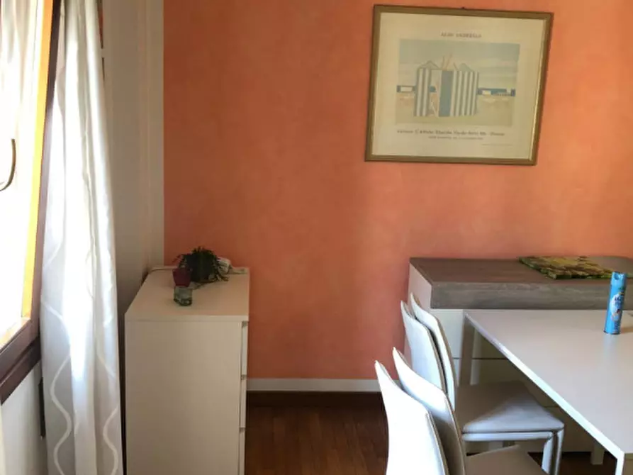 Immagine 6 di Appartamento in affitto  in Via Ugo Foscolo a Padova