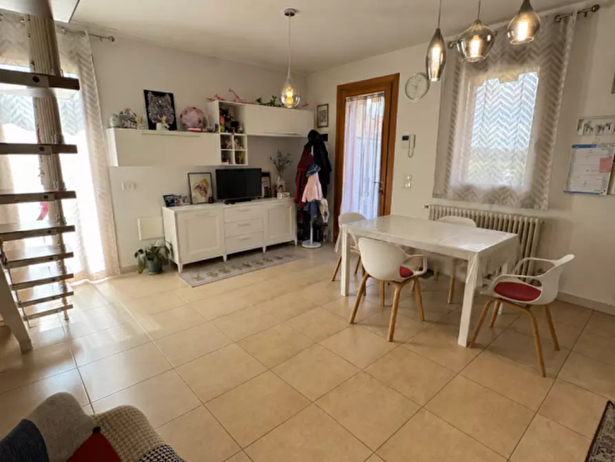 Immagine 3 di Appartamento in vendita  in Via Frassinelli a Martellago