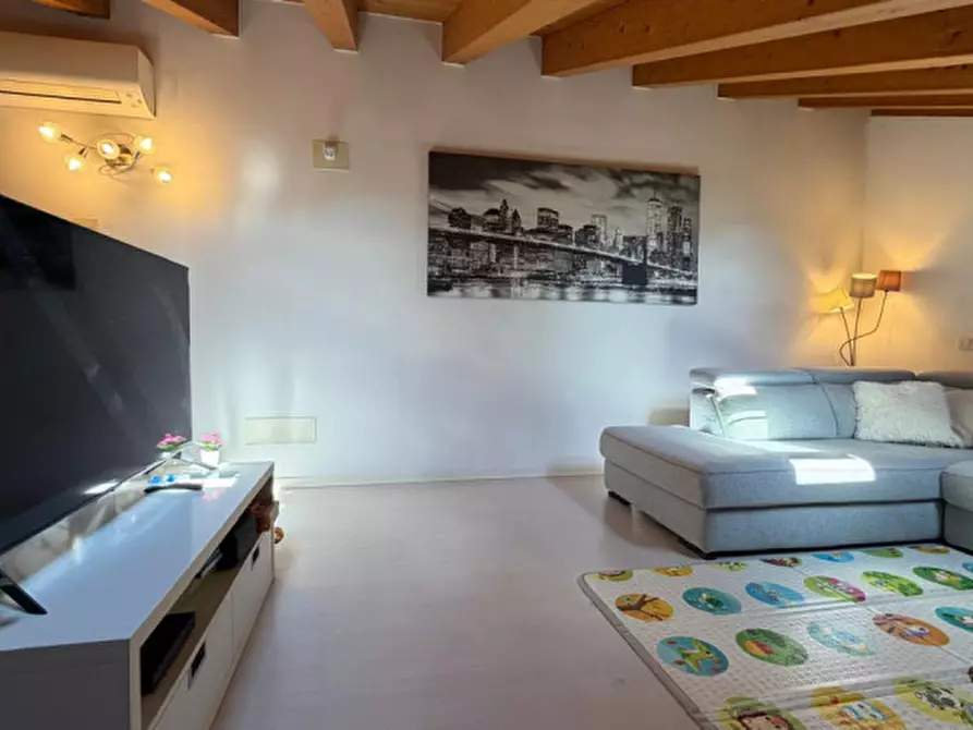 Immagine 17 di Appartamento in vendita  in Via Frassinelli a Martellago