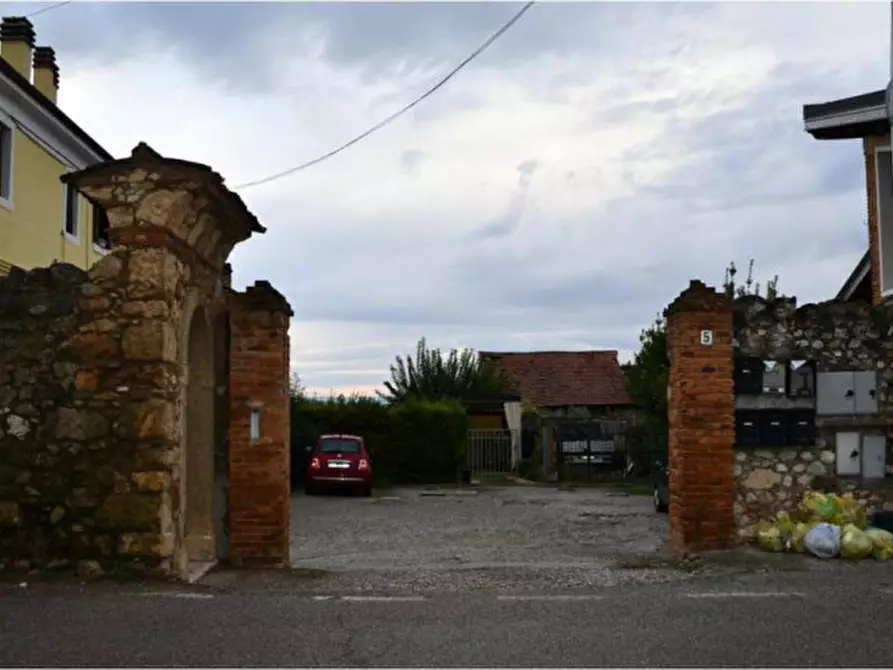 Immagine 1 di Rustico / casale in vendita  in Via Gombion 33 a Caldiero