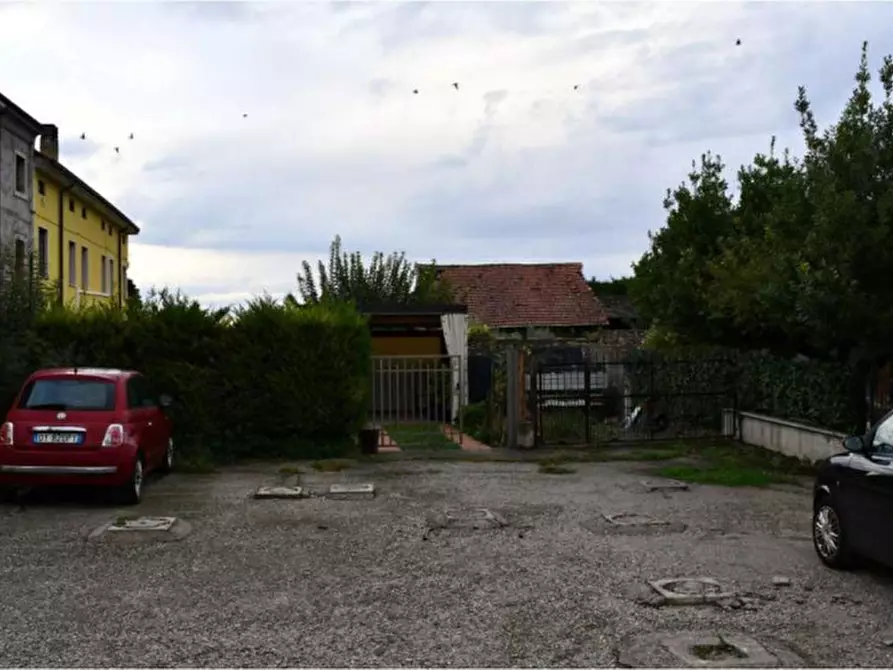 Immagine 4 di Rustico / casale in vendita  in Via Gombion 33 a Caldiero