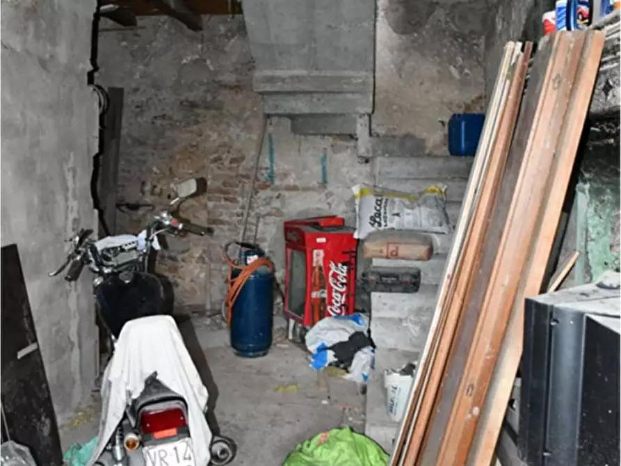 Immagine 7 di Rustico / casale in vendita  in Via Gombion 33 a Caldiero