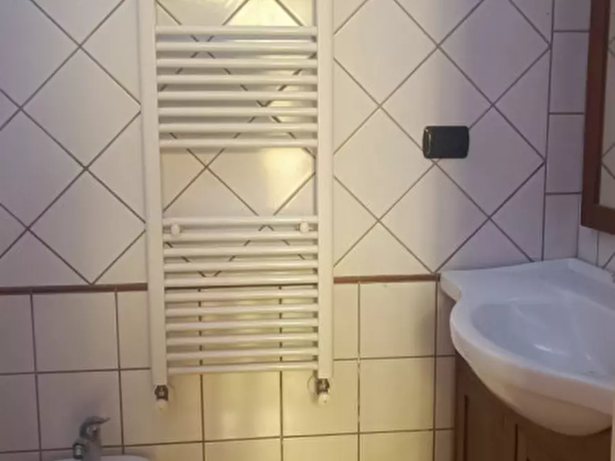 Immagine 6 di Ufficio in affitto  in VIA BORGO SAN DOMENICO a Isola Del Liri