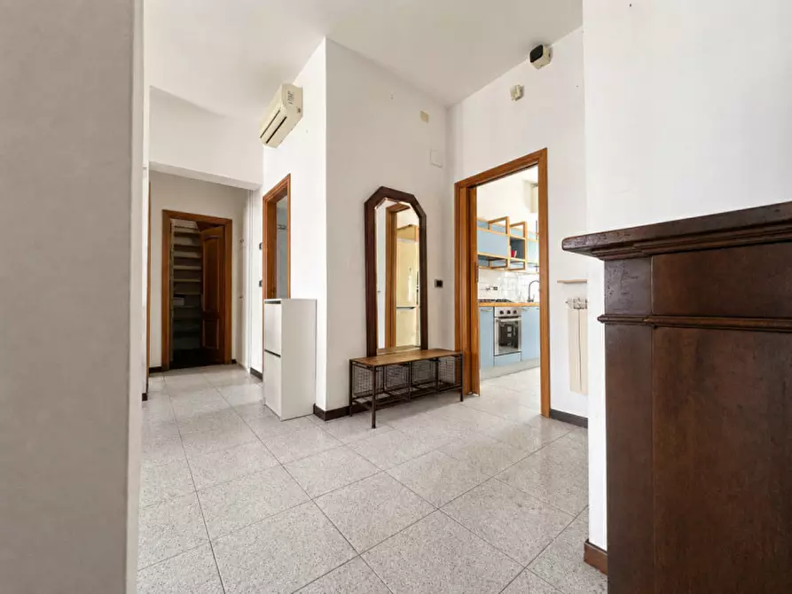 Immagine 4 di Appartamento in vendita  in Via Andrea Aglietto a Savona