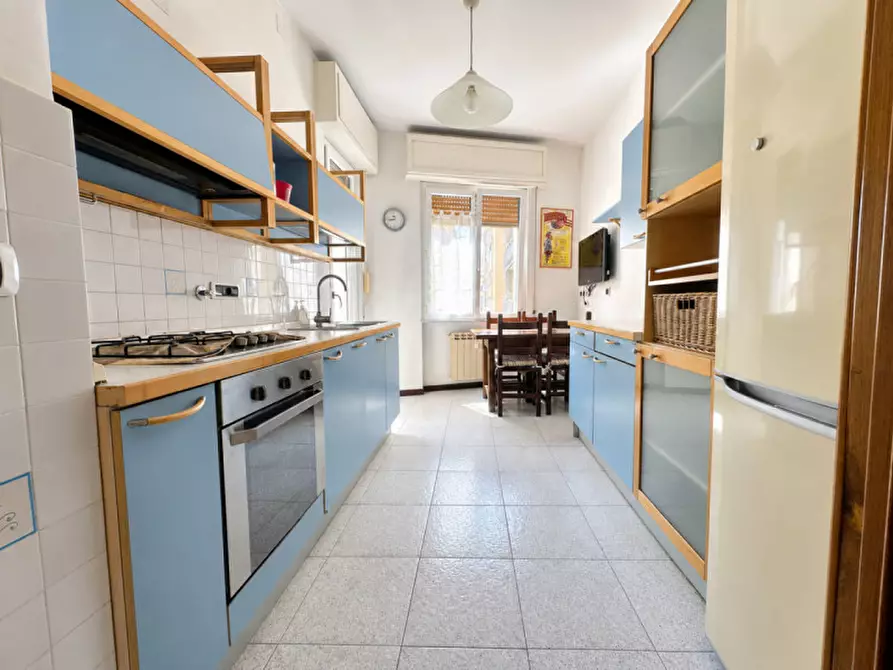 Immagine 5 di Appartamento in vendita  in Via Andrea Aglietto a Savona