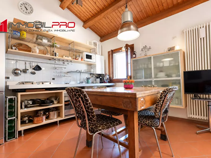 Immagine 3 di Appartamento in vendita  in Via Guglielmo Marconi, 1 B a Thiene