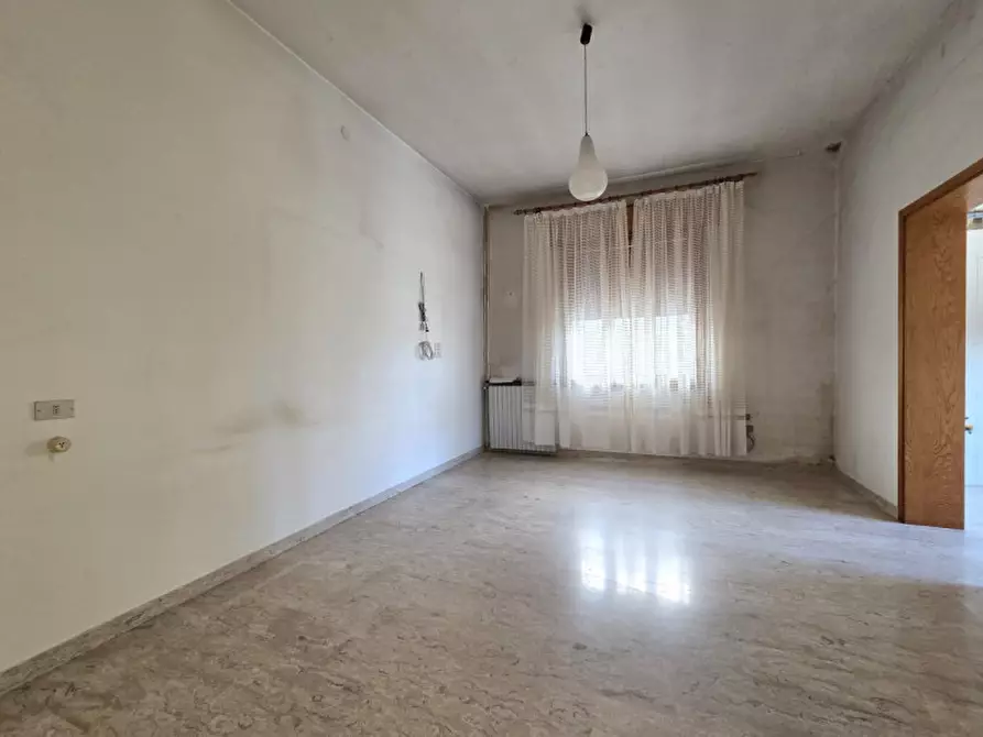 Immagine 9 di Laboratorio in vendita  in Via Petrarca a Abano Terme