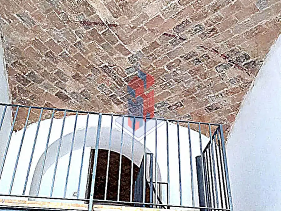 Immagine 14 di Negozio in affitto  in VIA BERNINI (50 MT. DA PIAZZA VANVITELLI) a Napoli