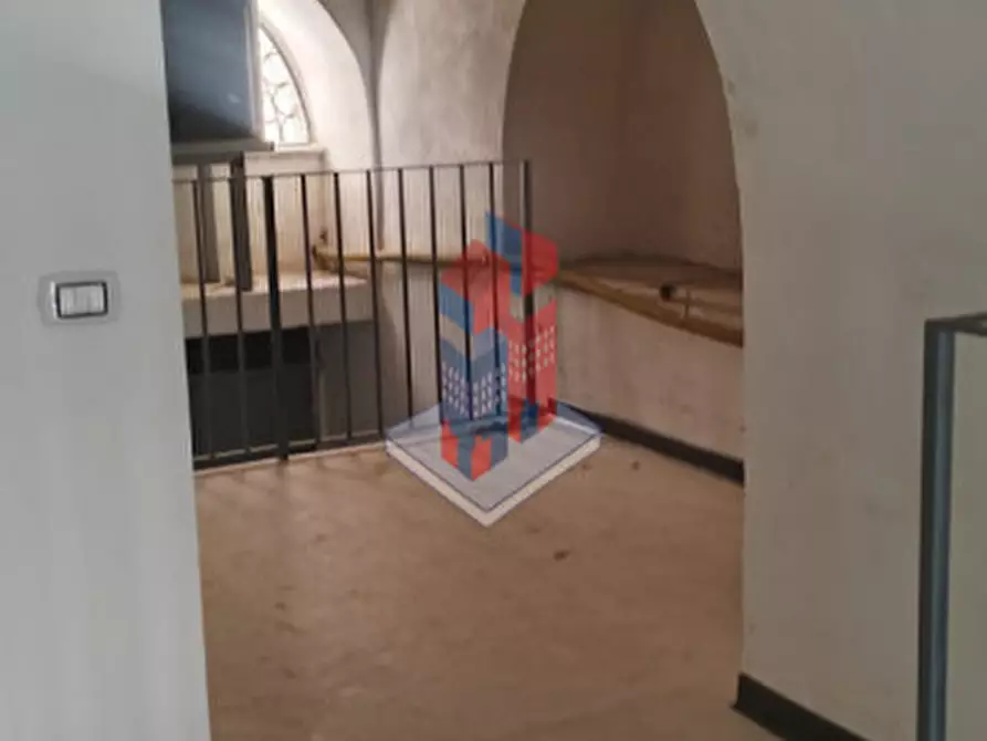 Immagine 16 di Negozio in affitto  in VIA BERNINI (50 MT. DA PIAZZA VANVITELLI) a Napoli