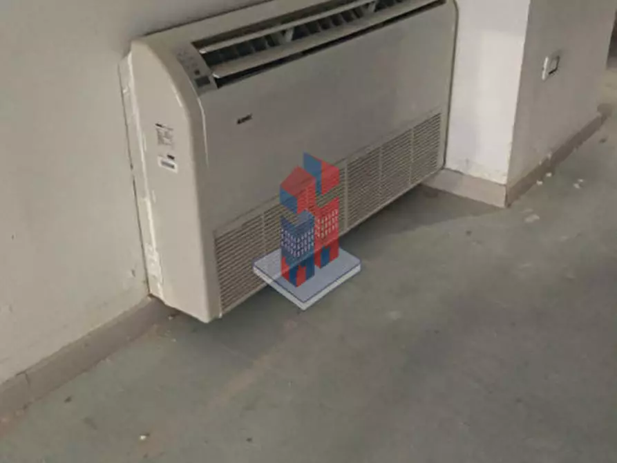 Immagine 22 di Negozio in affitto  in VIA BERNINI (50 MT. DA PIAZZA VANVITELLI) a Napoli