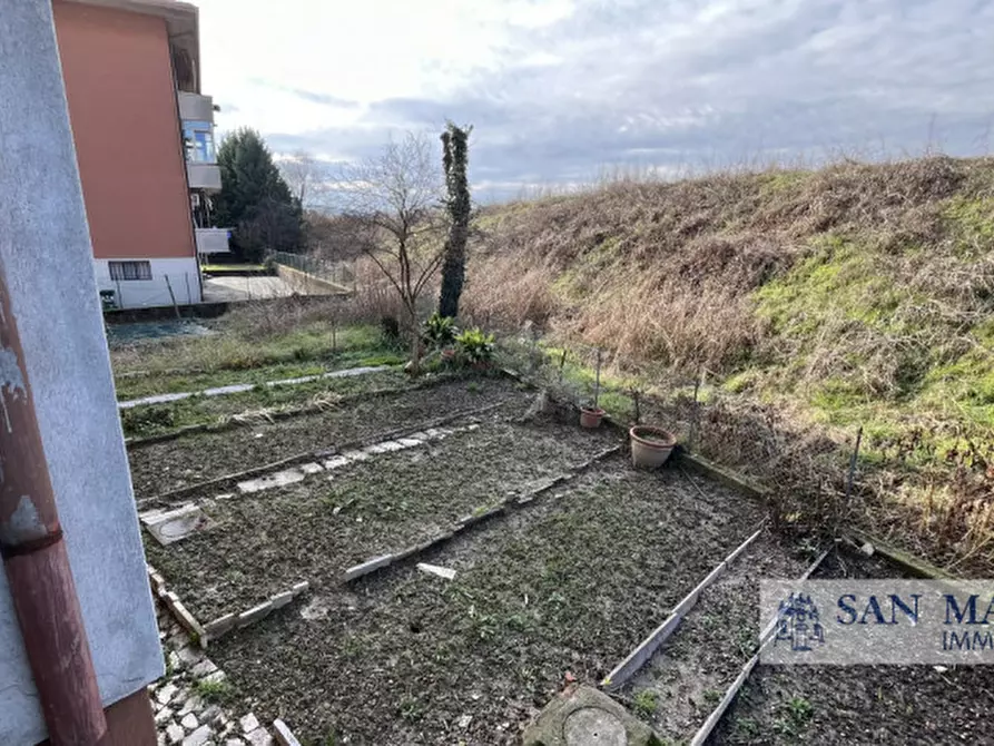 Immagine 33 di Appartamento in vendita  in Via dei Lancieri 12 a Torri Di Quartesolo