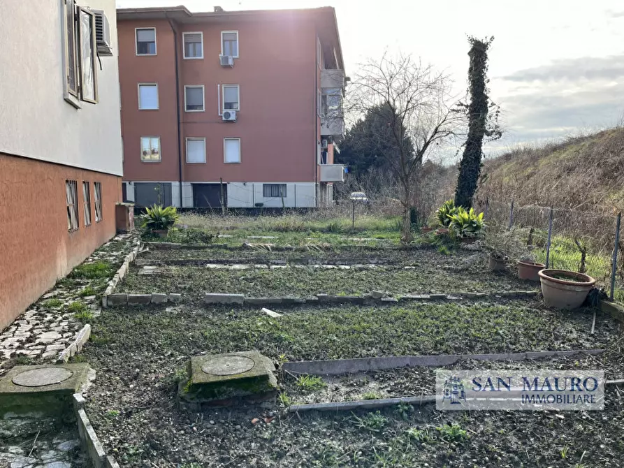 Immagine 41 di Appartamento in vendita  in Via dei Lancieri 12 a Torri Di Quartesolo