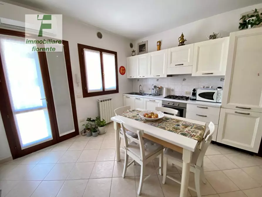 Immagine 4 di Appartamento in vendita  in VIA RIGOTTI a Cadoneghe