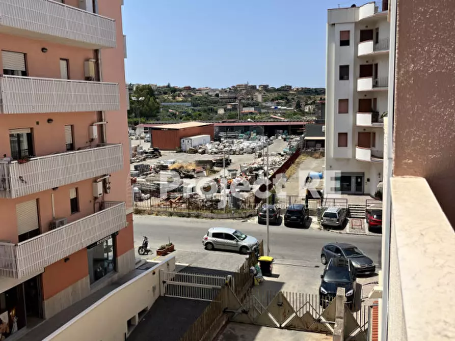 Immagine 3 di Appartamento in vendita  a Reggio Di Calabria