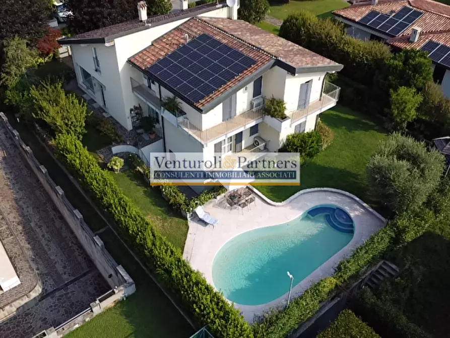 Immagine 1 di Villa in vendita  in Via Salvo D'Acquisto a Mazzano