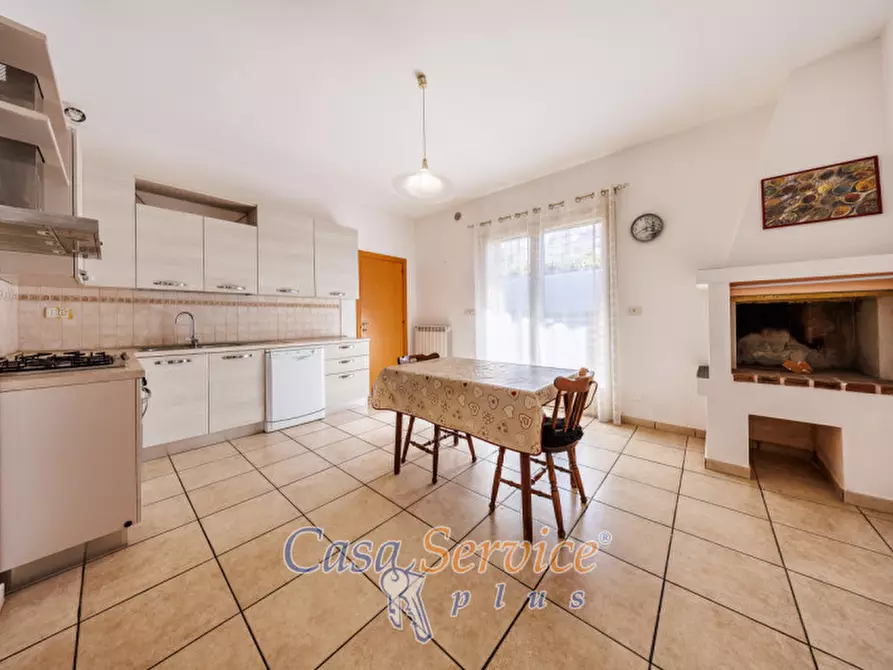 Immagine 23 di Villa in vendita  in Via Supersano a Casarano