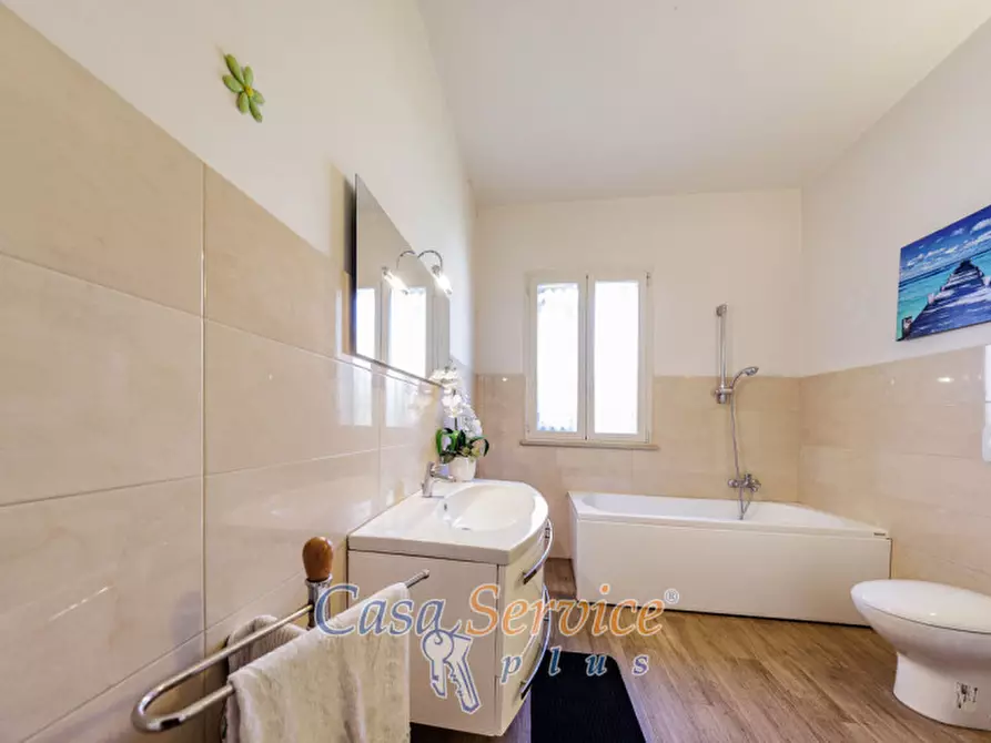 Immagine 30 di Villa in vendita  in Via Supersano a Casarano