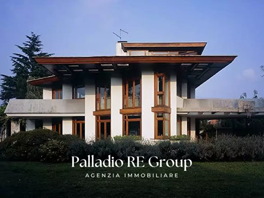 Immagine 4 di Villa in vendita  in Via Mentana a Vicenza