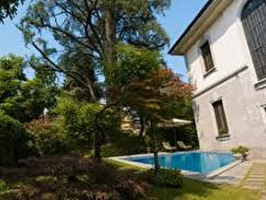 Immagine 5 di Villa in vendita  in Via Mentana a Vicenza