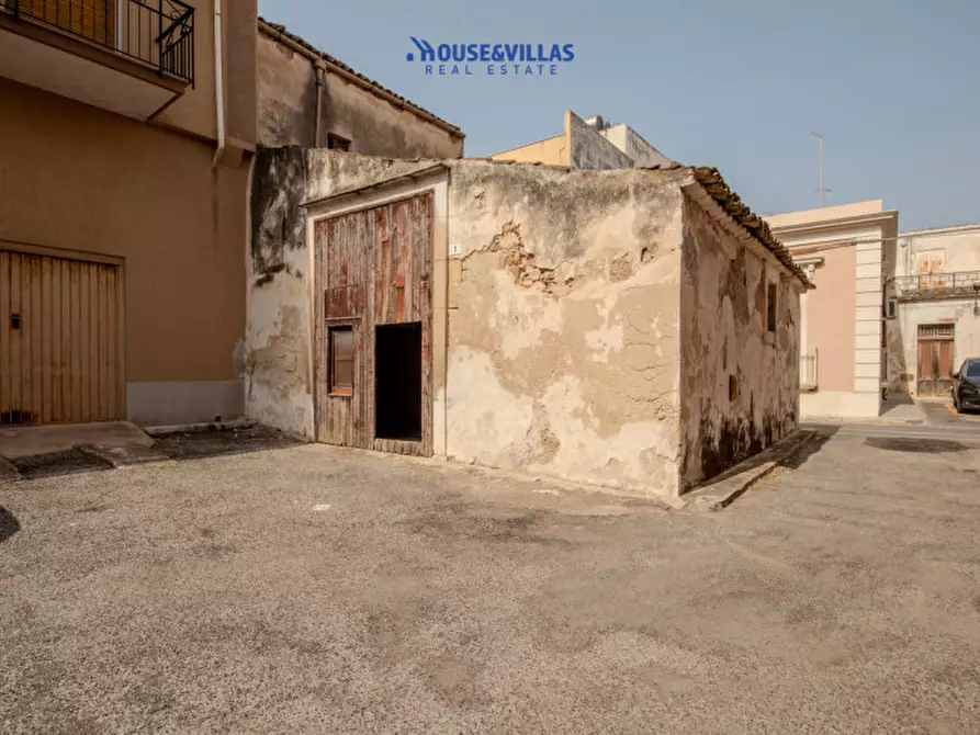 Immagine 5 di Casa indipendente in vendita  in Via Galileo Galilei a Avola