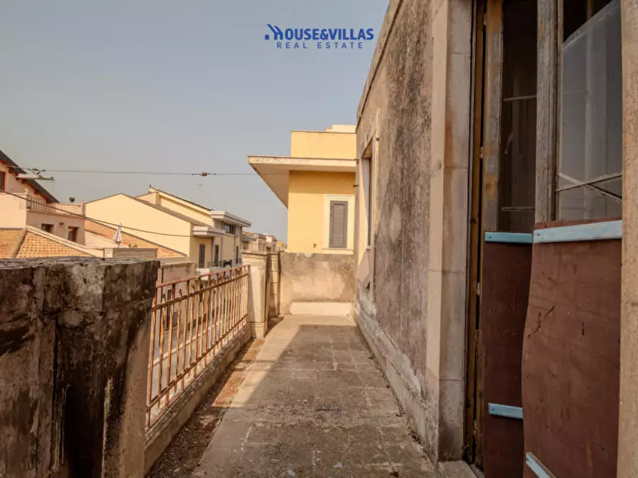Immagine 25 di Casa indipendente in vendita  in Via Galileo Galilei a Avola