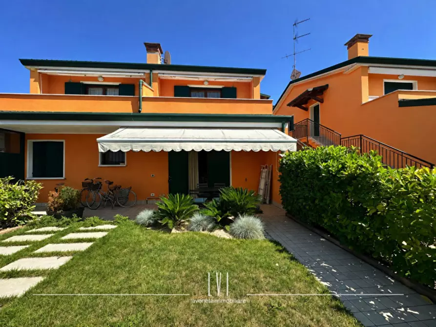 Immagine 1 di Appartamento in vendita  in Via Firenze 19 a Caorle