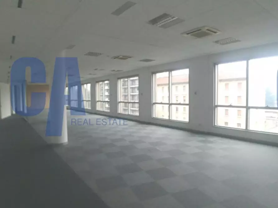 Immagine 13 di Ufficio in affitto  in PIAZZALE ACCURSIO FRANCESCO a Milano