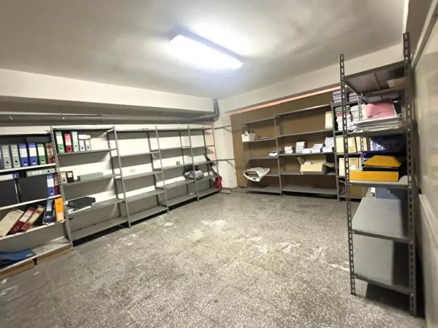 Immagine 1 di Magazzino in vendita  in Via Sant'Andrea, 91-133, 76011 Bisceglie BT, Italia a Bisceglie