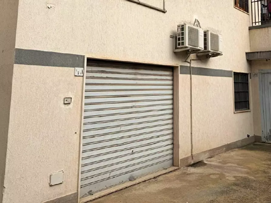 Immagine 3 di Magazzino in vendita  in Via Sant'Andrea, 91-133, 76011 Bisceglie BT, Italia a Bisceglie
