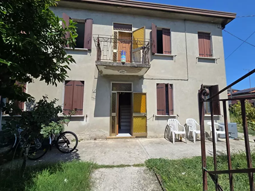 Immagine 1 di Casa indipendente in vendita  in Calcroci a Camponogara