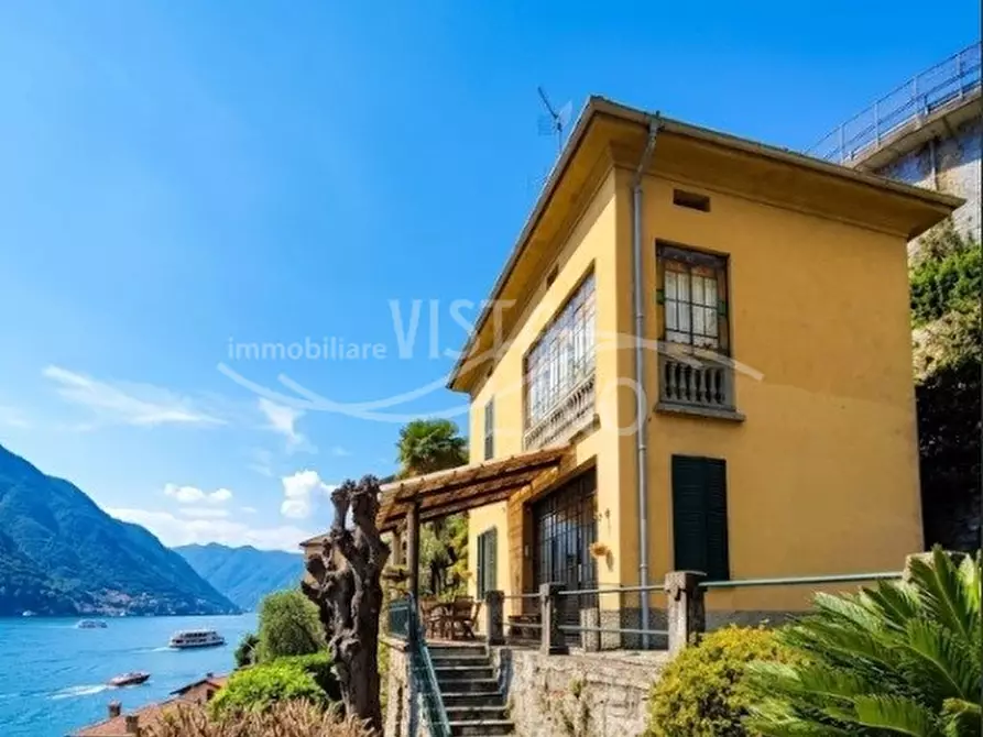 Immagine 1 di Villa in vendita  in Via Santa Marta Carate Urio, 40 a Carate Urio