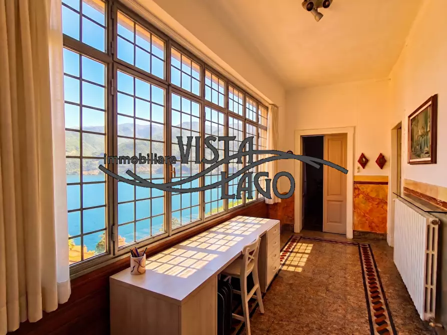 Immagine 5 di Villa in vendita  in Via Santa Marta Carate Urio, 40 a Carate Urio