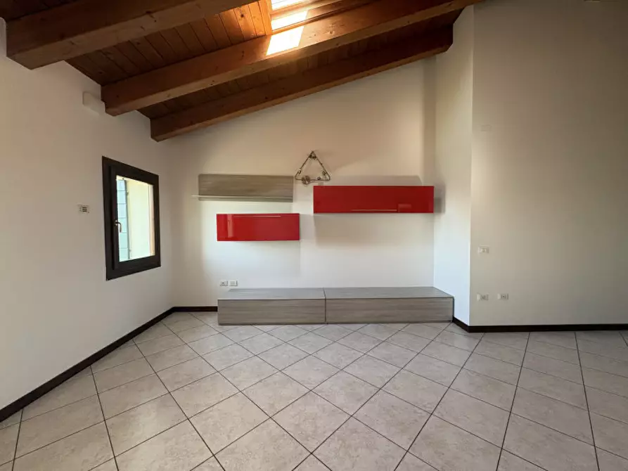 Immagine 3 di Appartamento in vendita  in Via Roma a Pontelongo