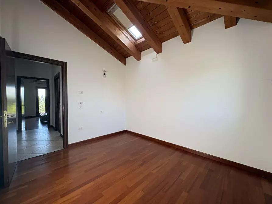 Immagine 11 di Appartamento in vendita  in Via Roma a Pontelongo