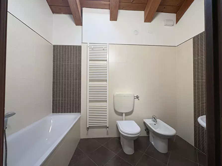 Immagine 16 di Appartamento in vendita  in Via Roma a Pontelongo
