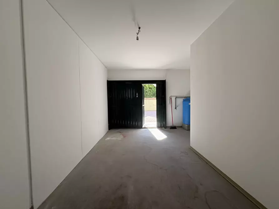 Immagine 26 di Appartamento in vendita  in Via Roma a Pontelongo