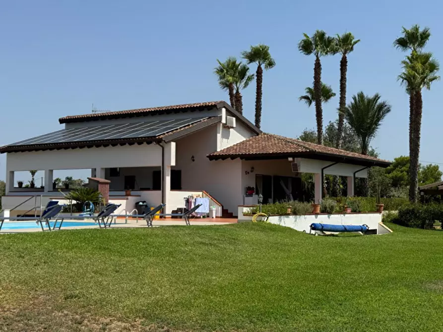 Immagine 9 di Villa in vendita  in Strada Vicinale Fiusco a Tuglie
