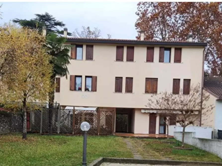 Immagine 3 di Appartamento in vendita  in Via Schiavonesca 5 a Nervesa Della Battaglia