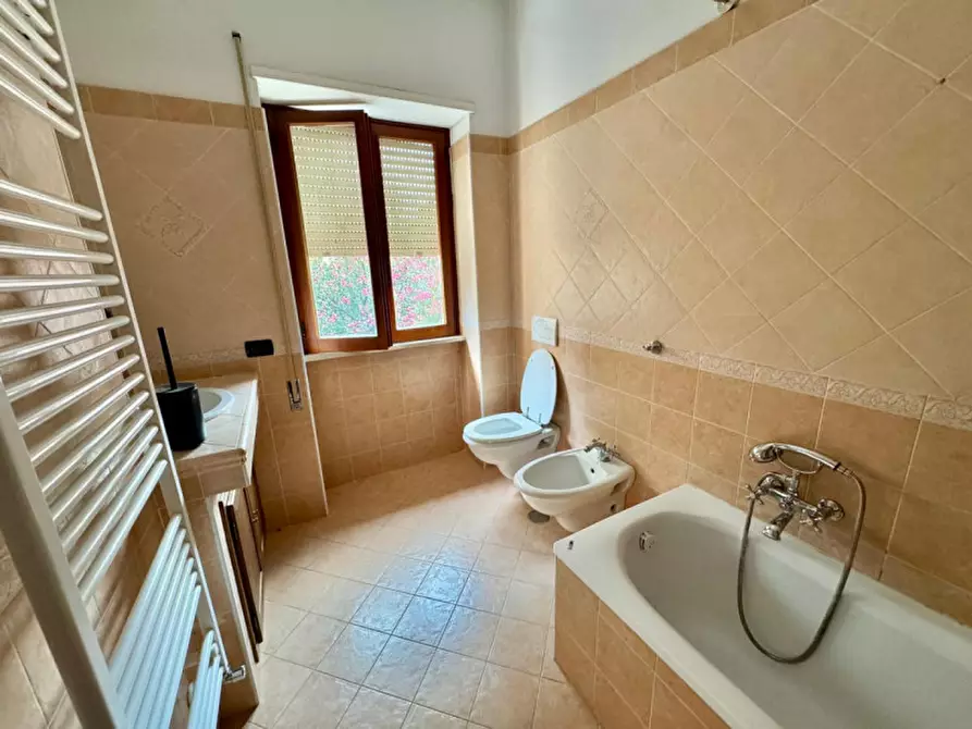 Immagine 11 di Appartamento in affitto  in VIA MORRO, 13 a Rieti