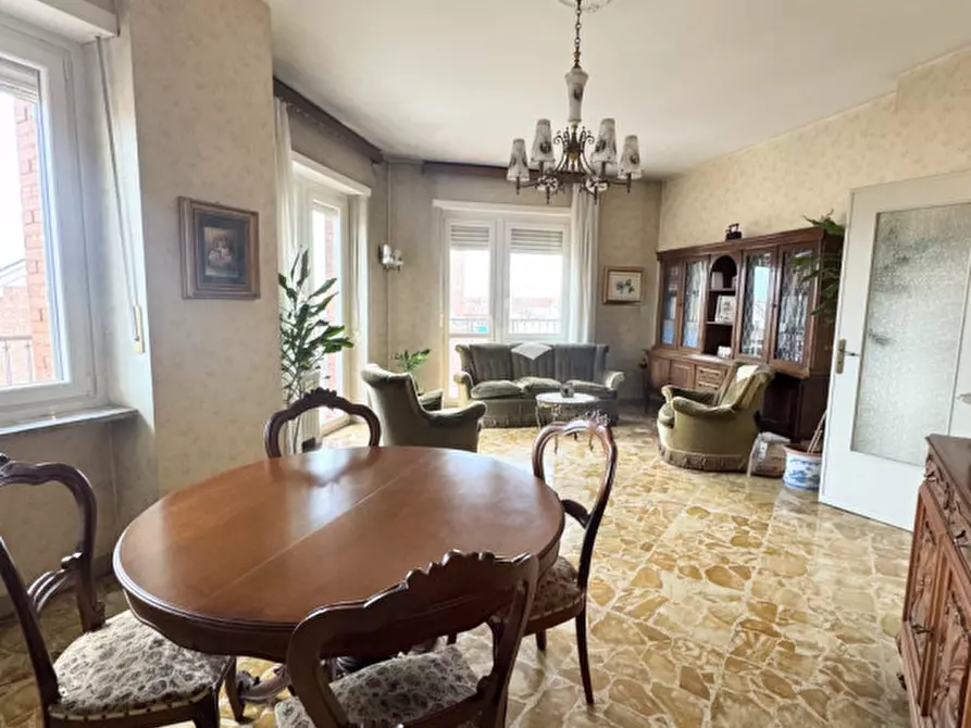 Immagine 5 di Appartamento in vendita  in Via Vittorio Asinari di Bernezzo a Torino