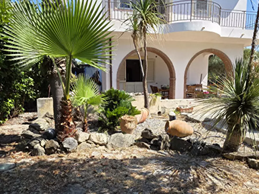 Immagine 6 di Villa in vendita  in via salita monte trino a Milazzo