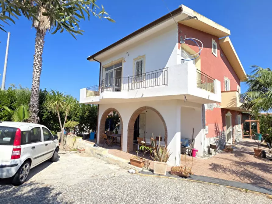 Immagine 9 di Villa in vendita  in via salita monte trino a Milazzo
