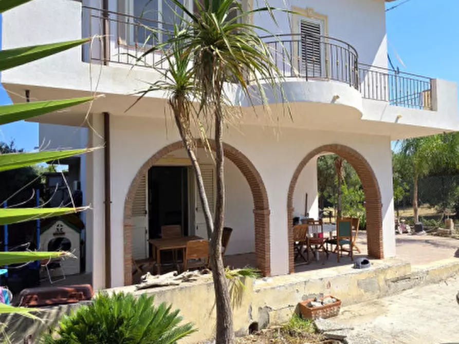 Immagine 10 di Villa in vendita  in via salita monte trino a Milazzo