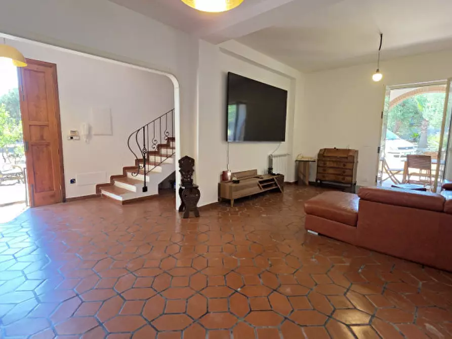 Immagine 14 di Villa in vendita  in via salita monte trino a Milazzo