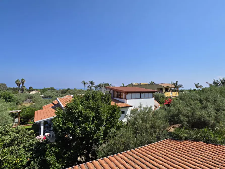 Immagine 26 di Villa in vendita  in via salita monte trino a Milazzo