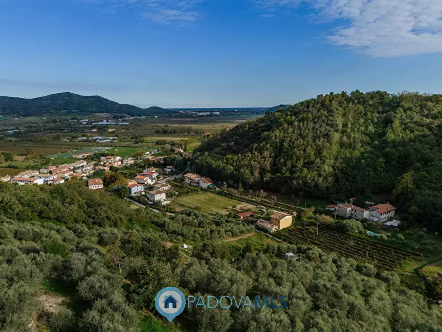 Immagine 1 di Villa in vendita  in Via Fratelli Cervi a Galzignano Terme